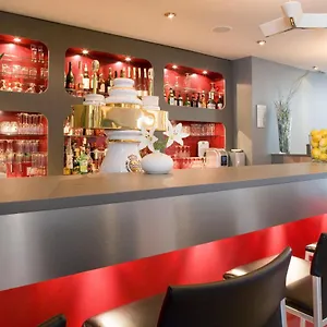 mercure-airport-berlin-tegel.find-berlin-hotels.com/