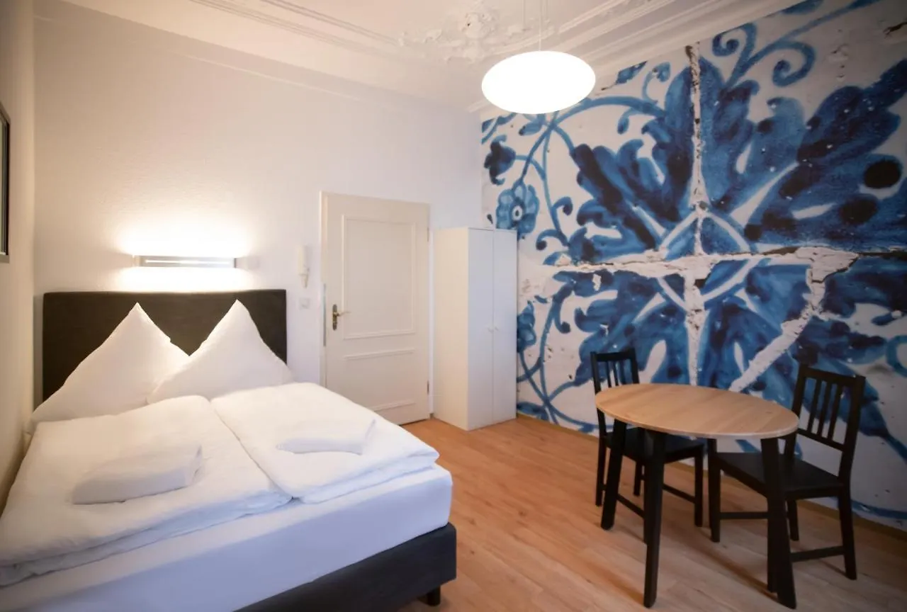 Aparthotel Villa Elon Fuerth 0*,