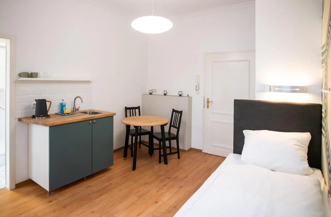 Aparthotel Villa Elon Fuerth 0*,